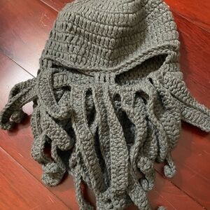 EUC Octopus Tentacles Bearded Beanie | Dark Grey